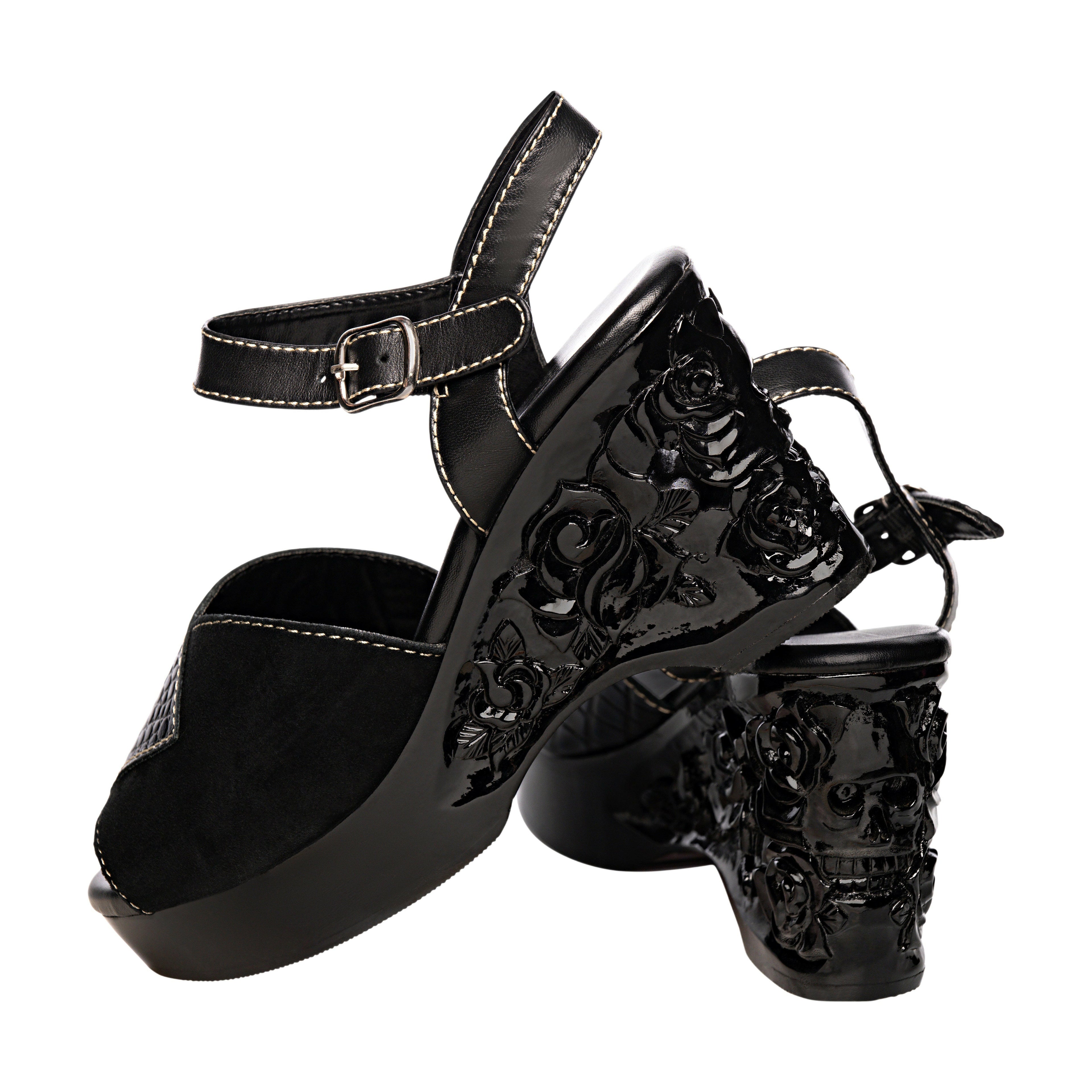 the Momento Mori - in Black Snake on Black.