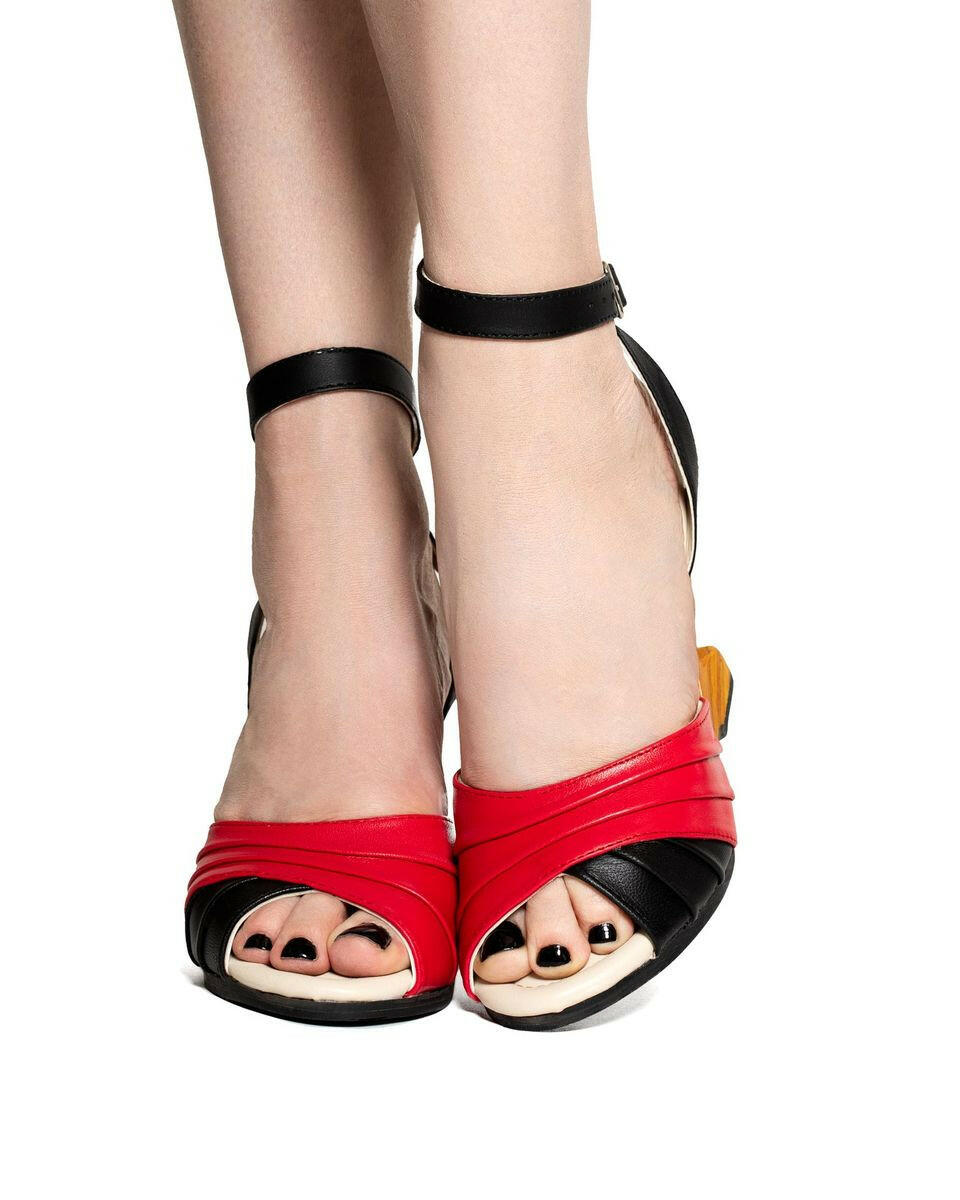 the Boom Boom - in Harlequin.