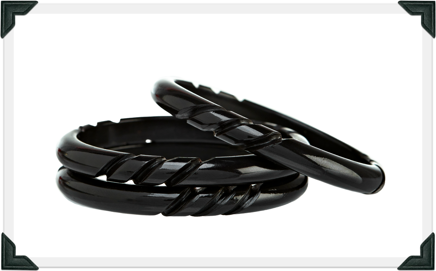 The Luau Lounge Collection - The Swizzle Spacer.