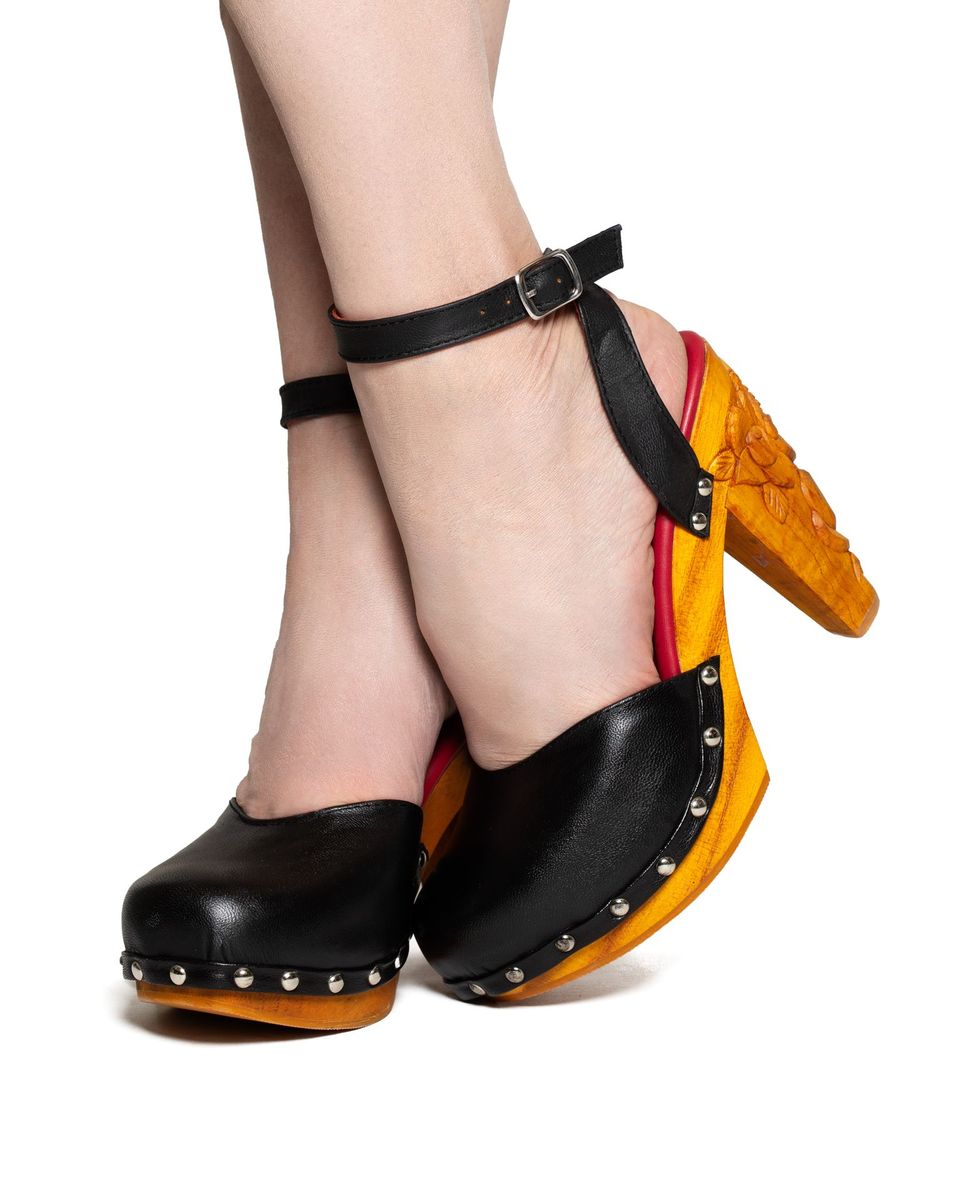 the Amor y Muerte / 4" carved wood heels - Black