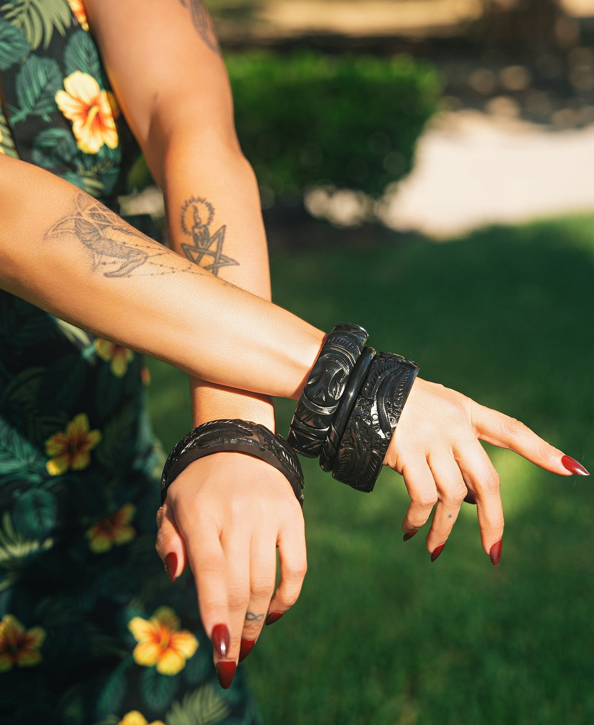 The Luau Lounge Collection - The Martiki Cuff - Lucky Lou Shoes